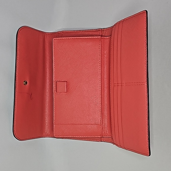 COACH ▪︎ SIGNATURE CHECKBOOK WALLET ▪︎ PEYTON - Picture 8 of 12